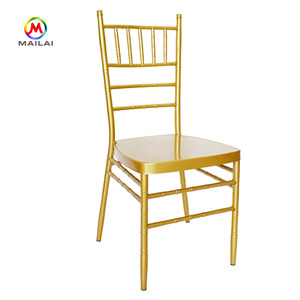 Sillas Chiavari blancas modernas de acero metálico de alta calidad apilables económicas para banquetes hoteles comedores bodas fiestas - Product Image 1