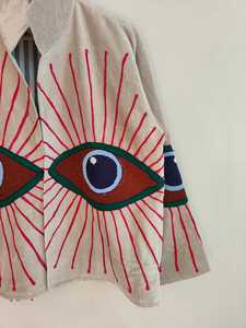 เสื้อแจ็คเก็ตบอมเบอร์ผ้ากำมะหยี่ปักลายตาปีศาจ-ซูซานี แขนสั้นแบบกลับด้านได้ ระบายอากาศได้ดี เป็นมิตรกับสิ่งแวดล้อม เหมาะเป็นของขวัญ - Product Image 4