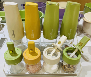 275ml Salt Sugar Pepper Seasoning Containers Cooking Kitchen Glass Seasoning Bottle Glass <b>Spice</b> <b>Jars</b> with Retractable Spoon - Product Image 4