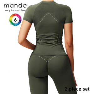 Conjunto de mallas de compresión de manga larga con estampado de camiseta para mujer, suave, elástico, sin costuras, fruncido en la espalda, transpirable, de secado rápido para correr - Product Image 1