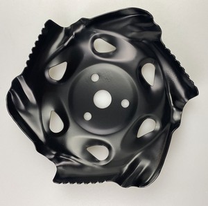 Pièces de tondeuse à gazon en alliage universel Tête de coupe-<span class=keywords><strong>herbe</strong></span> <span class=keywords><strong>Grattoir</strong></span> de plateau de désherbage pour désherbeur et coupeur de racines Enlève les mauvaises herbes de la pelouse - Product Image 3
