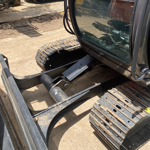 حفارة هيتاشي مستعملة 6 طن للبيع بساعات تشغيل قليلة للبناء ZAXIS60 حفارة مستعملة - Product Image 3