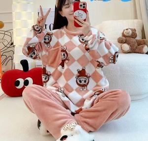 بيجامات دافئة للشتاء بالإضافة إلى 3XL من الفانيلا ملابس صالة ملابس كرتونية بلوفر ملابس منزلية للنساء ملابس نوم وردية جلد النمر - Product Image 3