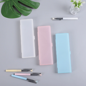 Trousse à crayons en plastique PP minimaliste, couleur unie, translucide givrée, avec bouton-pression, personnalisable avec logo, pour étudiants, vente en gros - Product Image 5