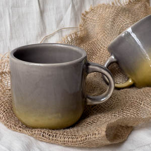 Mug à café en céramique dorée artisanale de luxe avec poignée, qualité supérieure, vente en gros - Product Image 1