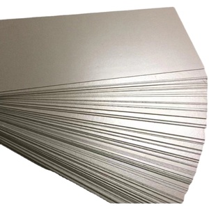 Feuille <span class=keywords><strong>de</strong></span> <span class=keywords><strong>plaque</strong></span> <span class=keywords><strong>de</strong></span> <span class=keywords><strong>mica</strong></span> <span class=keywords><strong>de</strong></span> four <span class=keywords><strong>à</strong></span> <span class=keywords><strong>micro</strong></span>-<span class=keywords><strong>ondes</strong></span> découpée épaisse remplacer la feuille <span class=keywords><strong>de</strong></span> <span class=keywords><strong>mica</strong></span> électrique d'isolation <span class=keywords><strong>de</strong></span> pièce 0.5mm - Product Image 3