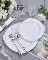 Ensemble de vaisselle jetable en plastique argenté de 175 pièces comprenant 50 assiettes à dessert et à dîner, 75 couverts, 25 gobelets de 10 oz, 25 serviettes