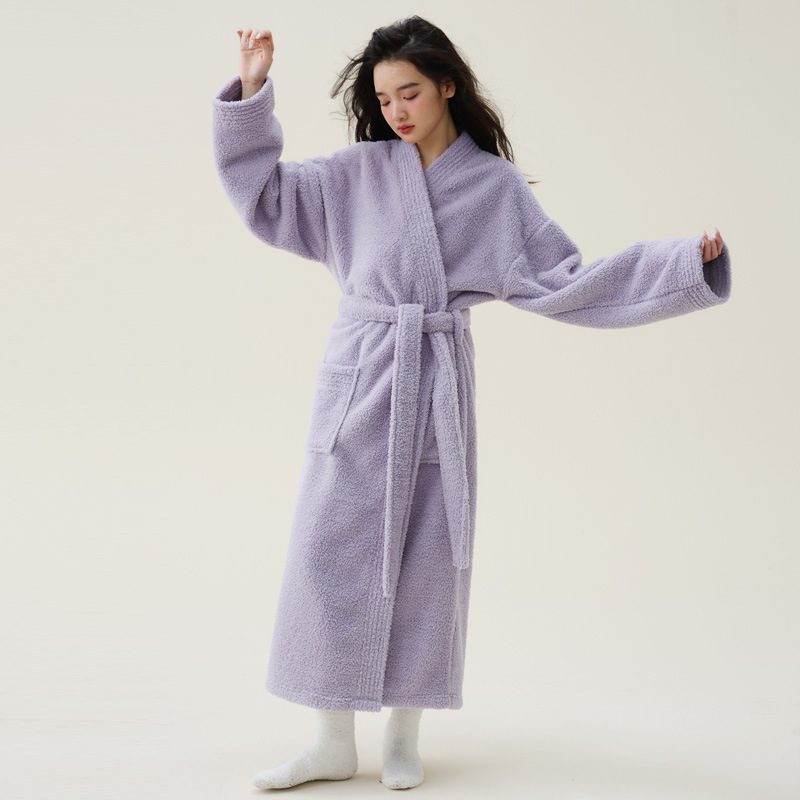 Peignoir femme en velours violet lavande