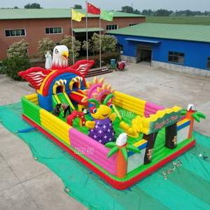 Château gonflable géant avec toboggan, parcs gonflables, parc de jeux pour enfants, aire de jeux gonflable à thème pour événements - Product Image 3