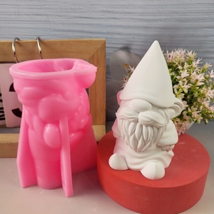 Moules de coulée en résine faits à la main pour bricolage ornements décoratifs Ins Style Silicone moule gobelin de noël W0273 - Product Image 5