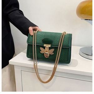 Sac à bandoulière carré grande taille tendance rétro pour femme Usa Mairun 2024, texture chic occidentale, doublure en PU, fermeture éclair, chaînes, modèle 823 - Product Image 3