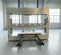 Presse à froid hydraulique entièrement automatique pour le travail du bois 50/60/100T, machine de pressage de plaques à chargement automatique pour portes d'armoires composites