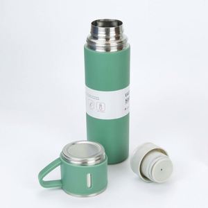 Coffret Cadeau d'Entreprise 2023 : 3 Couvercles dans un Ensemble, une Tasse, une Bouteille d'Eau Isotherme en Acier Inoxydable, une Gourde Thermos - Product Image 1