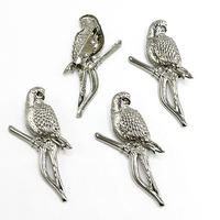 Broche de costume unisexe, design haut de gamme, luxe léger, logo perroquet de niche, fleur de poitrine, style simple, accessoire épingle personnalisée