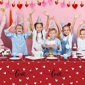 Manteles impermeables desechables <span class=keywords><strong>de</strong></span> plástico con estampado <span class=keywords><strong>de</strong></span> corazones <span class=keywords><strong>de</strong></span> amor rojos a prueba <span class=keywords><strong>de</strong></span> aceite para bodas, fiestas y eventos al aire libre - Product Image 5