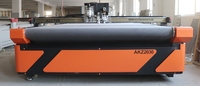 Machine de découpe numérique CNC à couteau oscillant automatique pour polyester, machine de découpe de tissu à couteau rond automatique