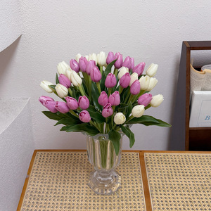 Tulipanes Artificiales de Plástico PE de 30cm-100cm de Altura, Simulación Realista, Estilo Nórdico, Decoración de Bodas, Arreglo Floral de Escritorio - Product Image 4