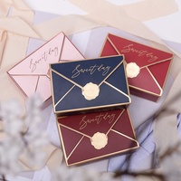 Échantillon gratuit de boîte-cadeau de bonbons personnalisée emballage de chocolat de mariage mat estampage à chaud impression UV boîte de papier de qualité alimentaire chocolats