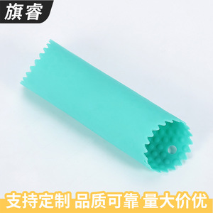 Silicone Garlic Peeler Manual Food Grade Kitchen Tool For Garlic Crushing And Peeling Zhejiang Made - Product Image 3