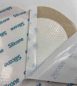 Perban silikon Sacral medis berperekat besar bantalan busa pinggiran silikon lunak - Product Image 4