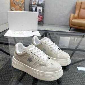 Zapatillas Blancas Retro con Suela Gruesa y Estrellas, Modelo 2026 Otoño-Invierno, Deportivas y Casuales de Piel Blanca - Product Image 4