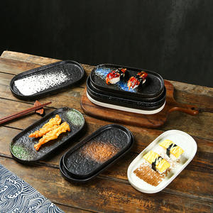 Assiettes à <span class=keywords><strong>sushi</strong></span> ovales noires créatives de 9 pouces Plateau à <span class=keywords><strong>sushi</strong></span> en pierre japonaise Assiette rectangulaire en porcelaine - Product Image 2