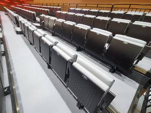 Asiento telescópico resistente para <span class=keywords><strong>gradas</strong></span>, <span class=keywords><strong>con</strong></span> estructura metálica, retráctil, <span class=keywords><strong>con</strong></span> cojín acolchado para estadios, gimnasios y arenas. - Product Image 3
