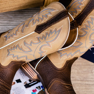 Bottes de cowboy western pour hommes, talon bas en fer à cheval, bout carré, protection des pieds en cuir, bottes d'équitation élégantes et confortables - Product Image 4