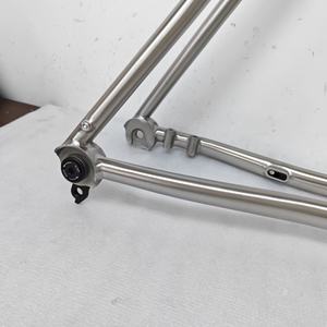 Pièces de cadre de vélo de gravier en titane fonctionnel, fourche imprimée en 3D - Product Image 4