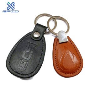Porte-clés en cuir RFID personnalisé en gros d'usine, porte-clés en cuir NFC avec logo décalé - Product Image 6
