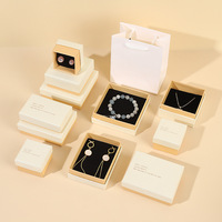 Boîtes d'emballage personnalisées avec logo, boîtes en papier de luxe haut de gamme, boîtes à bijoux en gros, petites boîtes à pendentifs, boîtes cadeaux pour bijoux, faible MOQ