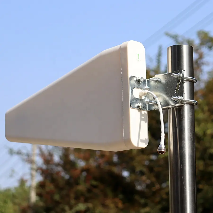 Antena de Internet para exteriores de largo alcance inalámbrica Lte Gsm 3G 4G 5g Wifi Log Antena LPDA de refuerzo de señal móvil periódica