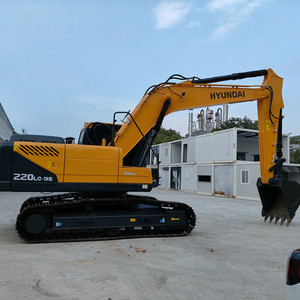 รถขุดตีนตะขาบ HYUNDAI 220LC-9S มือสอง พร้อมเครื่องยนต์ Cummins ปั๊มและลูกปืน-22 ตัน สภาพสมบูรณ์ - Product Image 4