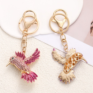 Portachiavi con Piccola Colomba Volante, Ciondolo Uccello della Pace con Strass, Accessorio per Borsa e Auto - Product Image 4