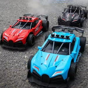 Voiture de course télécommandée 4x4 2,4 GHz 1:16 à grande vitesse avec fonction de pulvérisation, lumières et fumée - Product Image 4