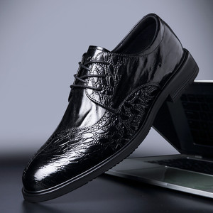 Chaussures habillées en cuir pour hommes - Style anglais - Haut de gamme et élégantes - Chaussures de mariage respirantes - Product Image 6