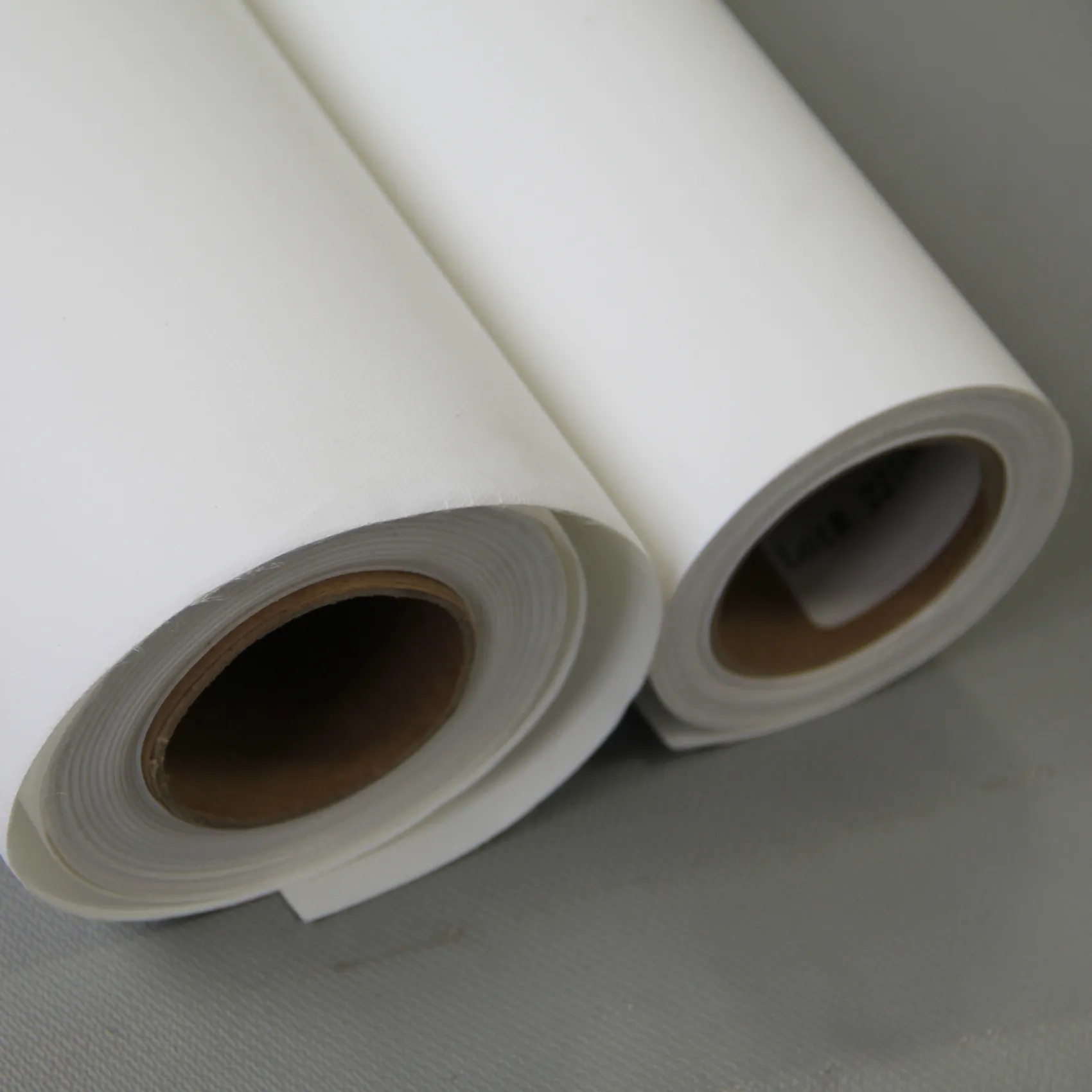 120gsm Self-Adhesive PVC Laminating Roll Cold Laminating Paper Film 1.27*50m Plastic Material