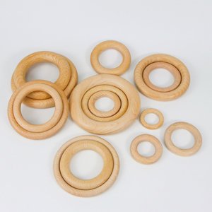 Anillo de madera de haya, anillo de dentición para bebé de madera maciza, artesanía redonda de madera de haya sin pintar. - Product Image 1