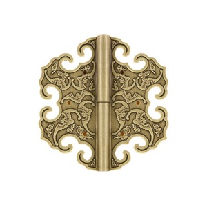 Charnière de porte de meuble en laiton de style antique H-44, finition brossée, motif en relief pour portes de meubles - Product Image 1