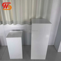 Support de dessert cylindrique en métal blanc lisse pour table de mariage, idéal pour l'aménagement de zone d'accueil
