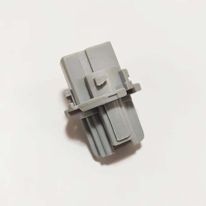 ที่วางหลอดไฟ RZ-01-A0005 สำหรับโตโยต้า เล็กซัสอะไหล่เปลี่ยนไฟเลี้ยวเปลือกโลหะหลอดไฟฮาโลเจนไม่รวม - Product Image 1