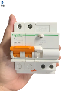 Interruptor Diferencial EASY9 (RCCB) para Protección Contra Fugas, Sobrecargas y Cortocircuitos en el Hogar - Product Image 1