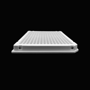 Placa de PCR Yongyue Medical de 384 pocillos, 40L, blanca con revestimiento transparente, fondo plano, pocillos cuadrados, falda completa, esterilizable - Product Image 3
