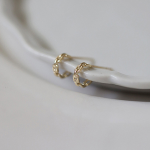 CANNER Fashion Minimalist 18K Gold Plated <b>Stud</b> Earrings 925 Sterling Silver Vintage Chain C Shaped <b>Stud</b> Earrings for Women Girls - Product Image 1