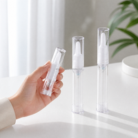 Vente en gros de produits de soin de la peau personnalisables : sérum, crème pour le visage, crème pour les yeux, lotion, shampoing, flacon pompe sans air rechargeable en plastique de 5 ml