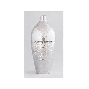 Jarrón de Flores Moderno de Metal Plateado en Oferta, Accesorios Decorativos para Mesa a Buen Precio, Material de Hierro de Alta Calidad, Hecho para Decorar Mesas - Product Image 1