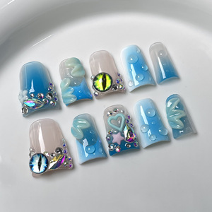 TSZS Vente en gros 10 pièces Ongles artificiels courts de luxe faits à la main en forme de canard, à couverture complète, à presser, pour les doigts - Product Image 4