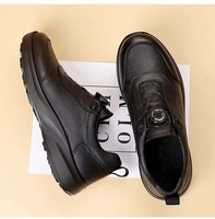 Nouvelles chaussures de marche noires pour hommes, design luxueux, cuir PUe, chaussures de jogging tendance, meilleure qualité