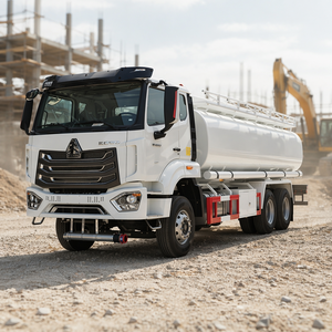 Camión Ligero HOWO NX 6X4 de Alto Rendimiento con Bajo Consumo de Combustible para Remolques de Carretera y Camiones Cisterna, <span class=keywords><strong>Compra</strong></span> al por Mayor - Product Image 1