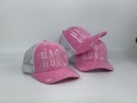 Casquettes Trucker XXL en daim brodées